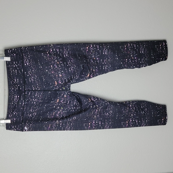 Fabletics PowerHold Define Mid Rise 7/8 Leggings Abstract Print Athletic Workout - Picture 9 of 12